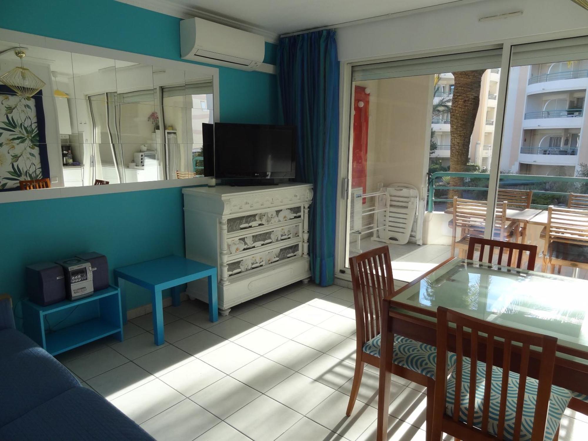 Residence Du Port - Borghese Frejus Room photo